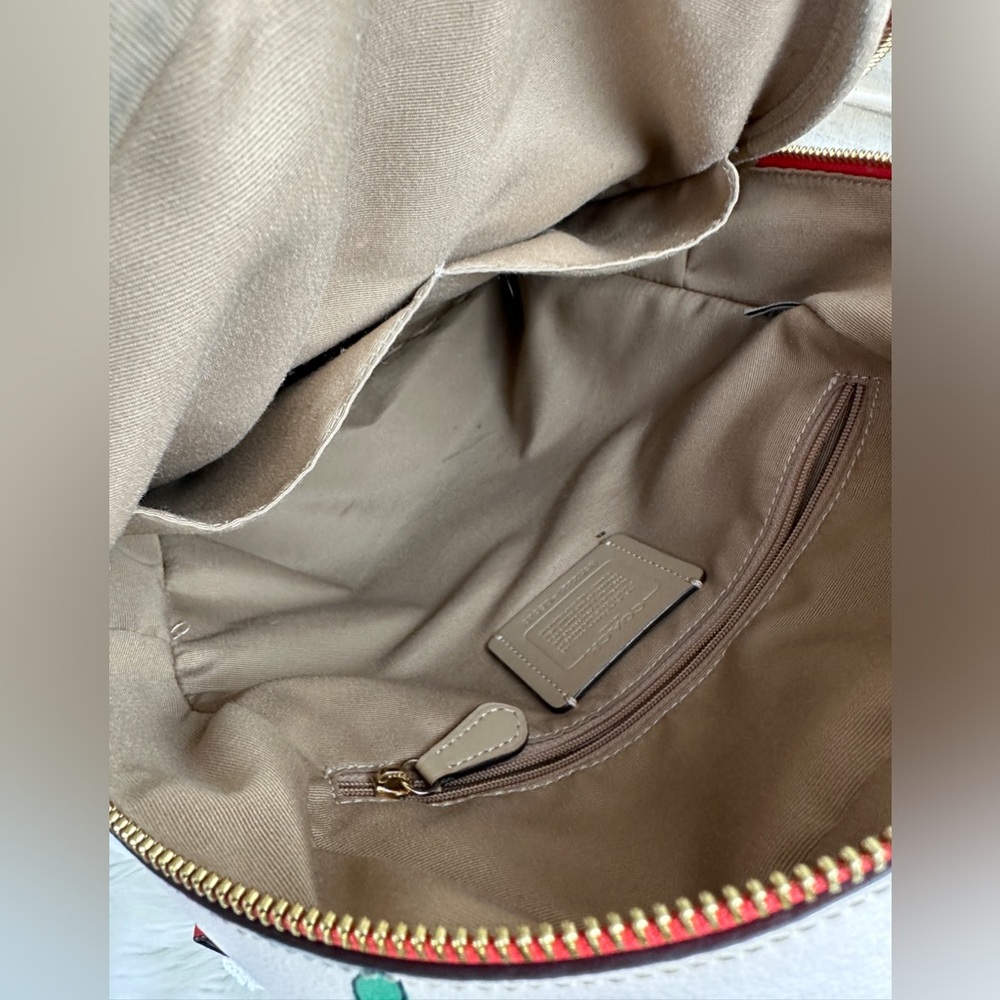 White Leather Coach Court Backpack Heart Cherry Print Limited Edition - Picture 11 of 13